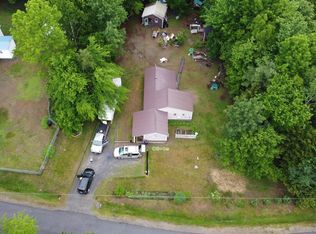 63 Sawtelle Rd, Oakland, ME 04963