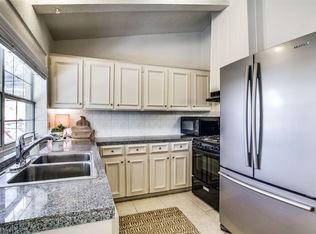 700 Kings Row, Denton, TX 76209