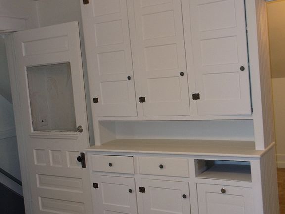 5th image of 1137 E 25th St