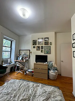 Rented by Oxford Property Group | media 25