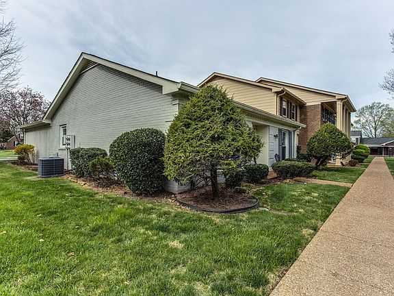 4th image of 1002 E Northfield Blvd APT G106