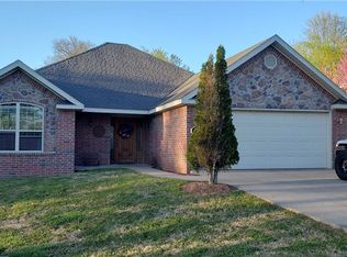 1620 Backus Ave, Springdale, AR 72762