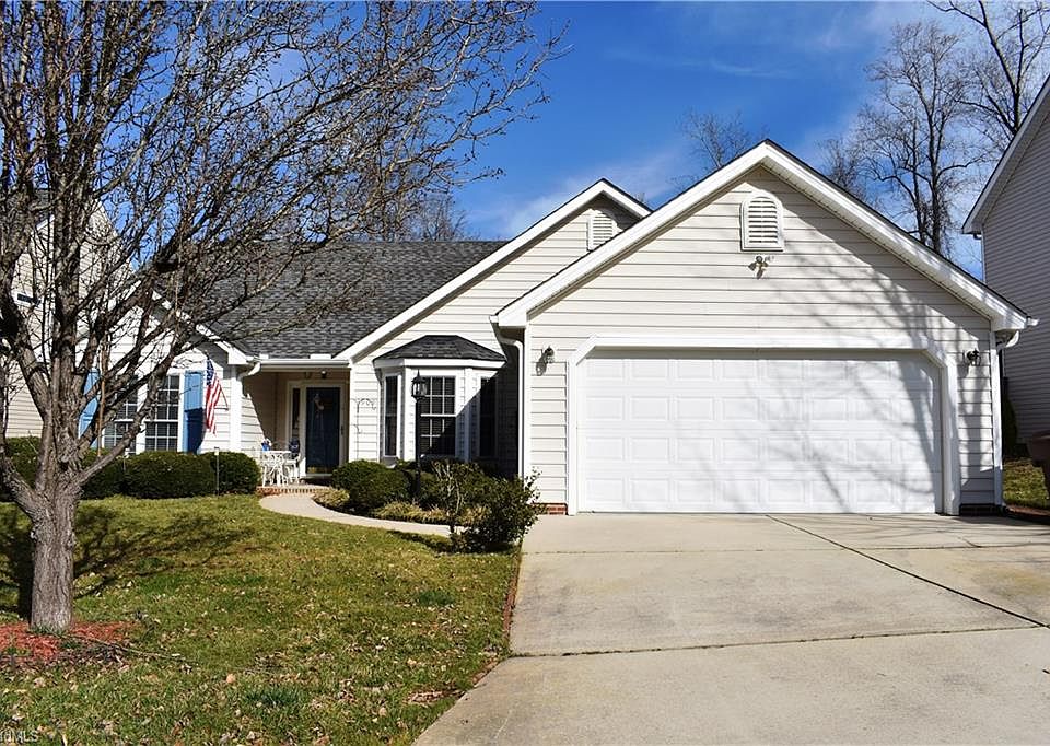 1st image of 3909 Pepperbush Dr