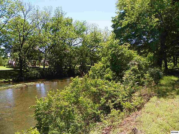 5th image of 2319 Riverport Way