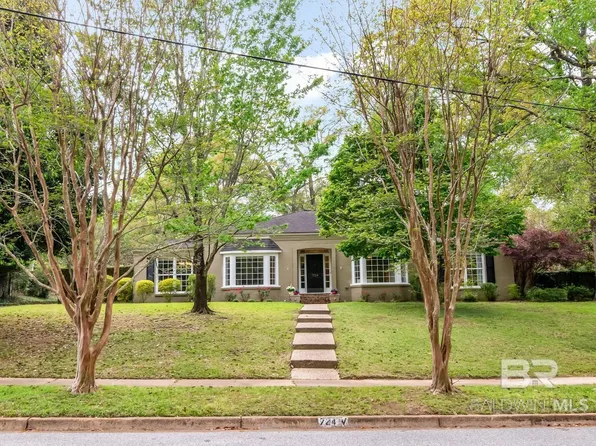 724 Westmoreland Dr W, Mobile, AL 36609