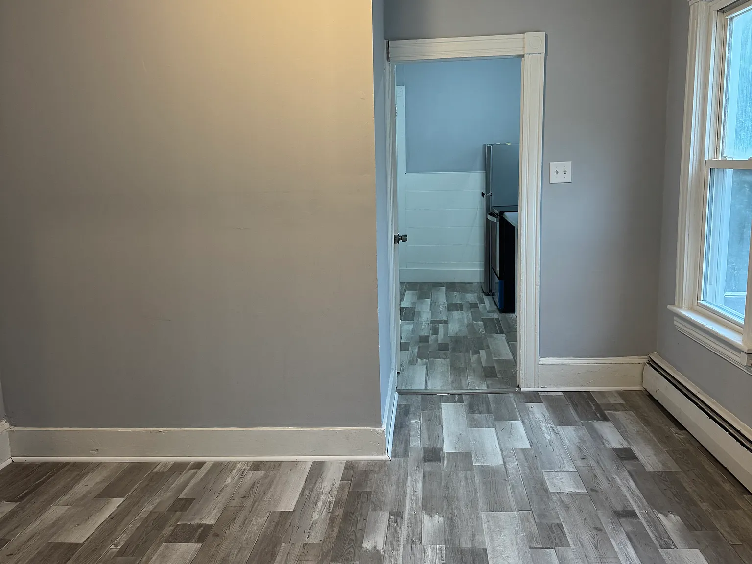 3 bed, 2000 sqft, $1,325 — Photo 3