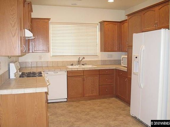2nd image of 1738 Olive Branch Ct