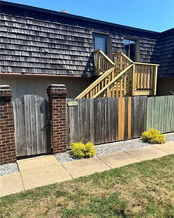 1st image of 1063 Ocean Pebbles Way