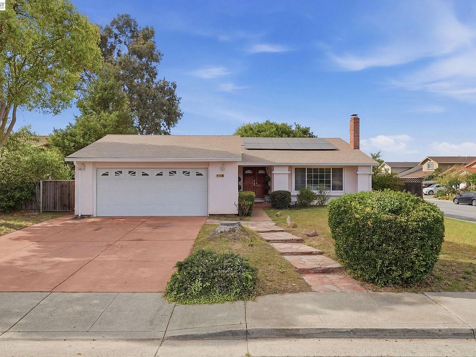 1st image of 595 Caprice Ct