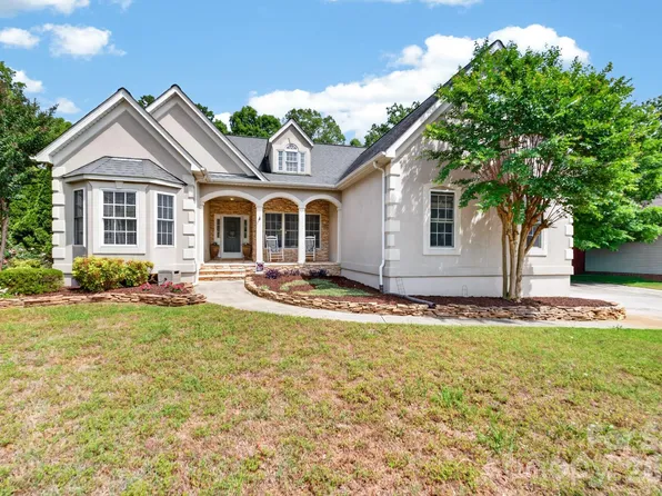 3527 Nestling Ln, Fort Mill, SC 29708