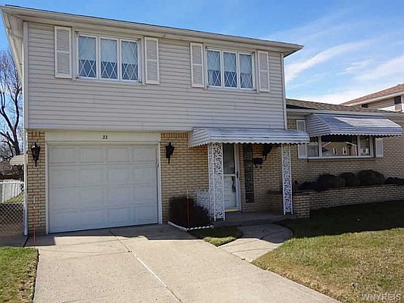 2nd image of 32 Honduras Ln