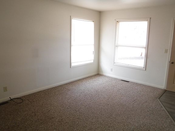 5th image of 916 Parkway Ct #918