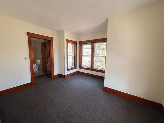 5th image of 149 Berlin Street
