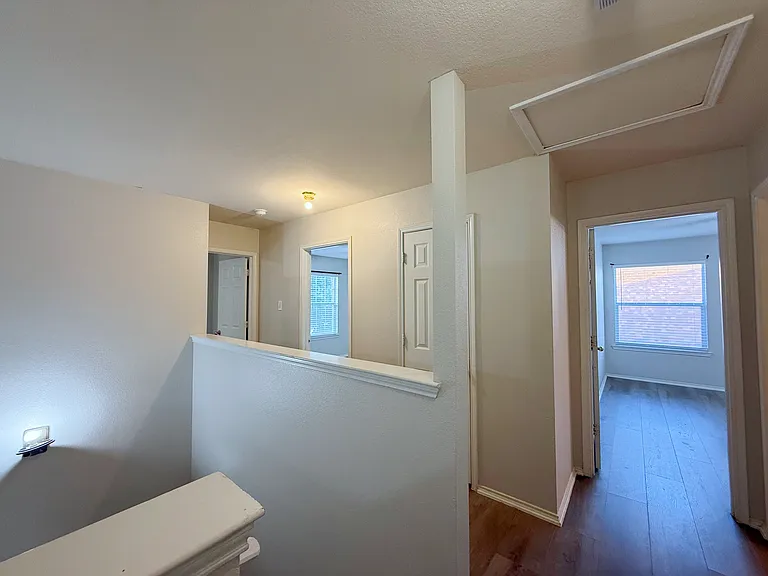 1916 Silver Leaf Dr — Photo 26