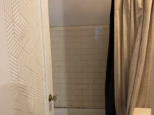 304 East 41st Street 402A image 9 of 9