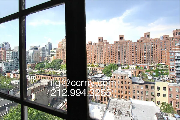 Rented by City Connections Realty | media 7