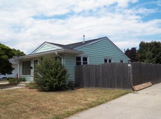 2124 24th St, Kenosha, WI 53140