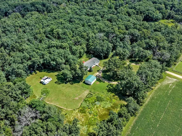 W4172 50th St, Mauston, WI 53948