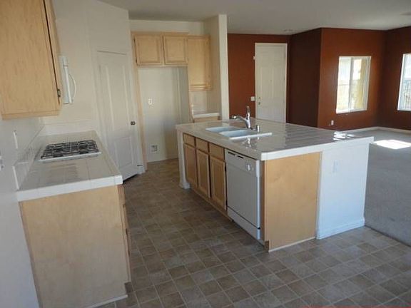 4th image of 37934 67th St E
