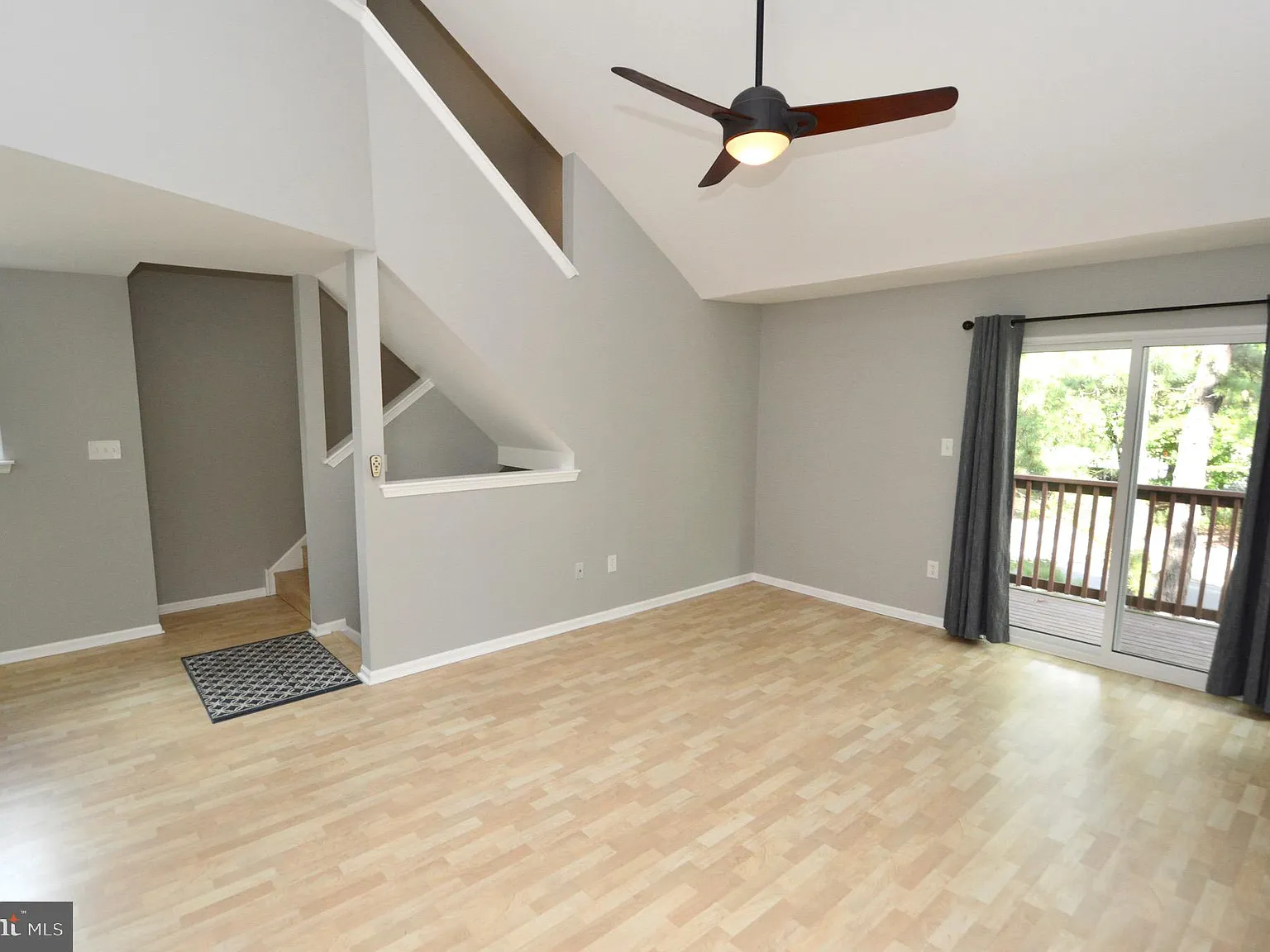 2 bed, 1596 sqft, $3,000 — Photo 4