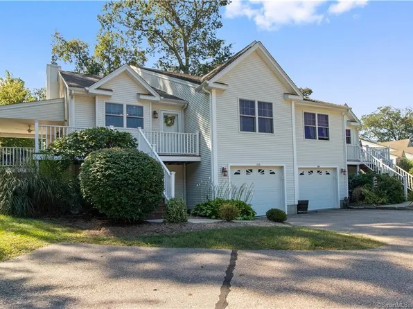 111 Murphys Drive #111, Groton, CT 06340