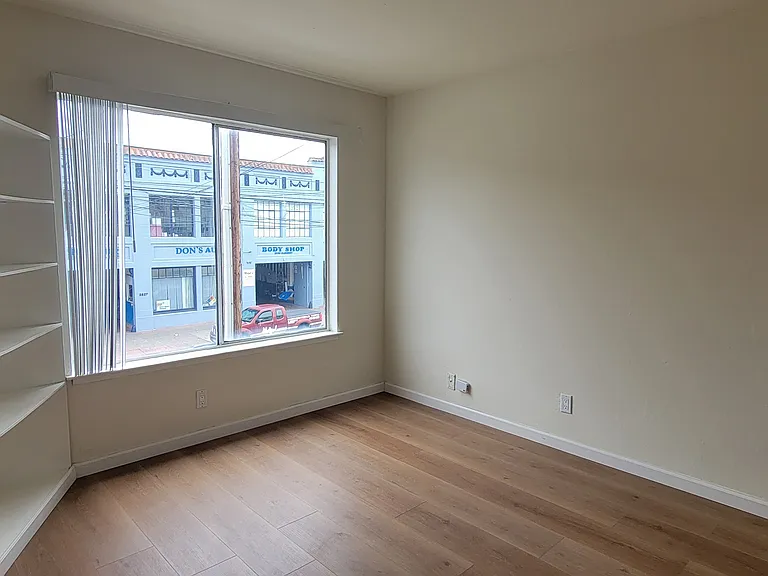 2518 Clement St #1 — Photo 3