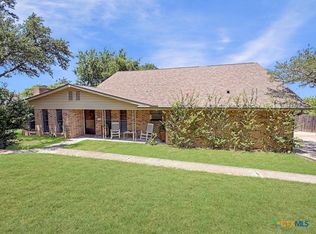 1802 Forest Hills Dr, Harker Heights, TX 76548