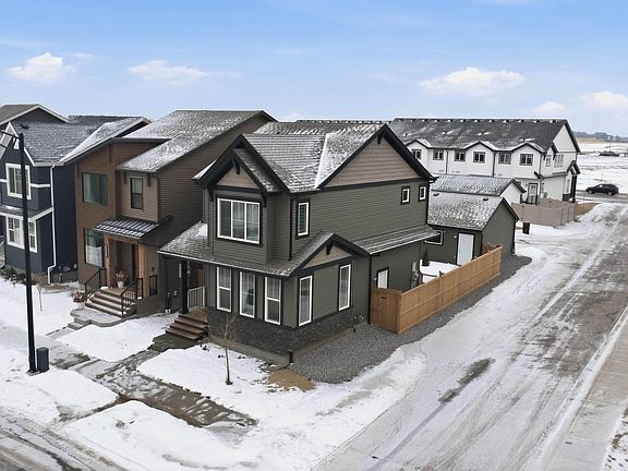 2nd image of 4047 Hawthorn Line SW