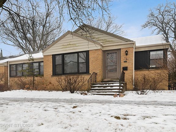 2nd image of 545 Dover Ave