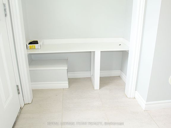 3rd image of 374 Sweet Grass Cir