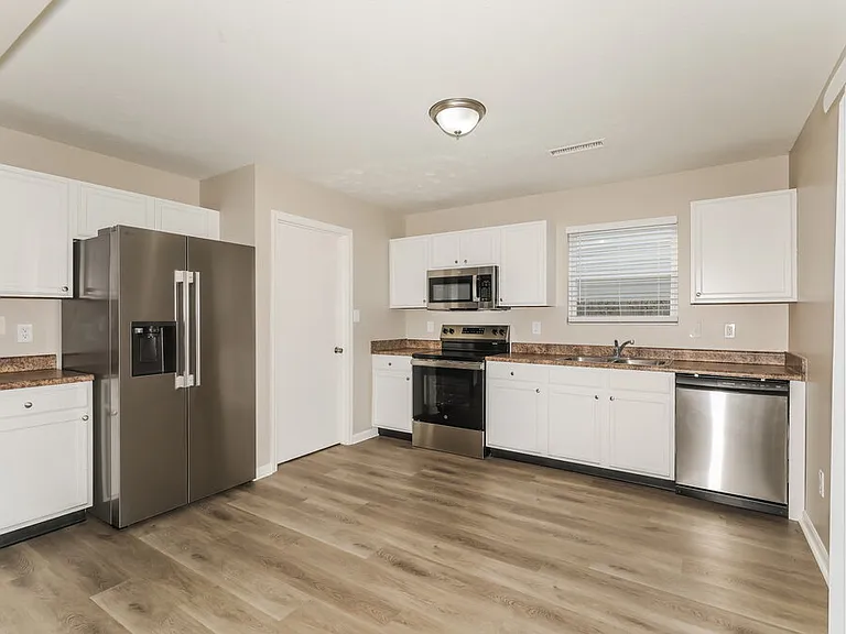 3125 Danube Way — Photo 9