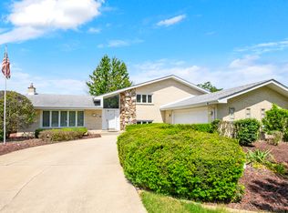 15542 Narcissus Ln, Orland Park, IL 60462