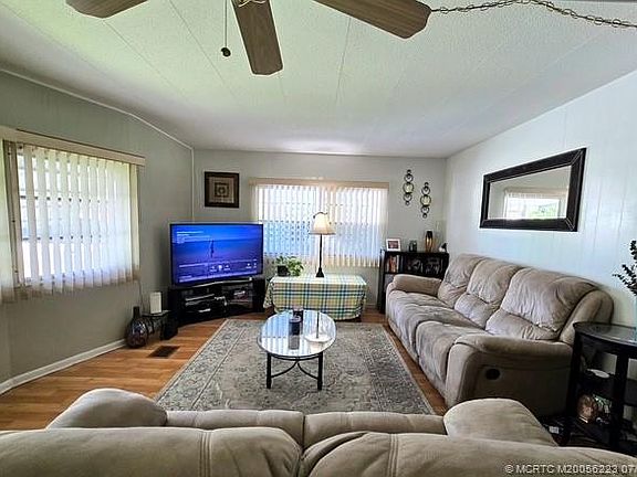4th image of 6322 Cypress Ln