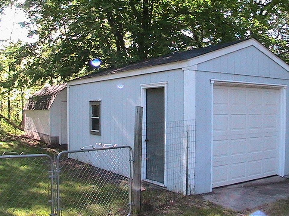 2nd image of 5516 Elva Dr