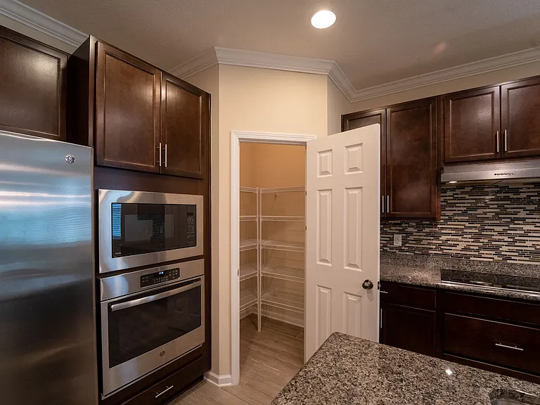 543 Aventurine Ave — Photo 33
