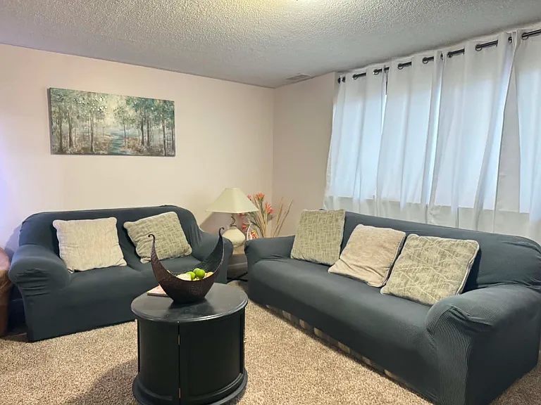 7417 Meadowwood Dr N — Photo 20