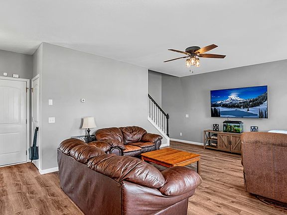 5th image of 326 NE Highland Pony Way