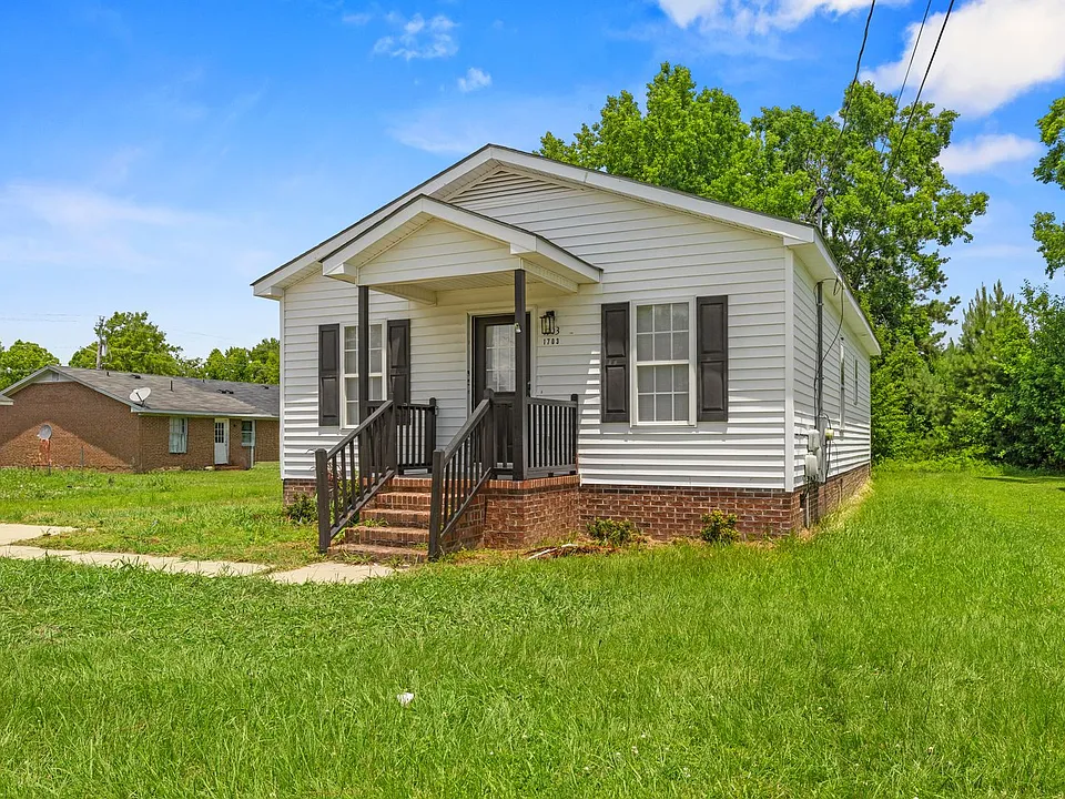1703 Stantonsburg Rd SE