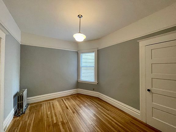 4th image of 1221 Masonic Ave APT 6