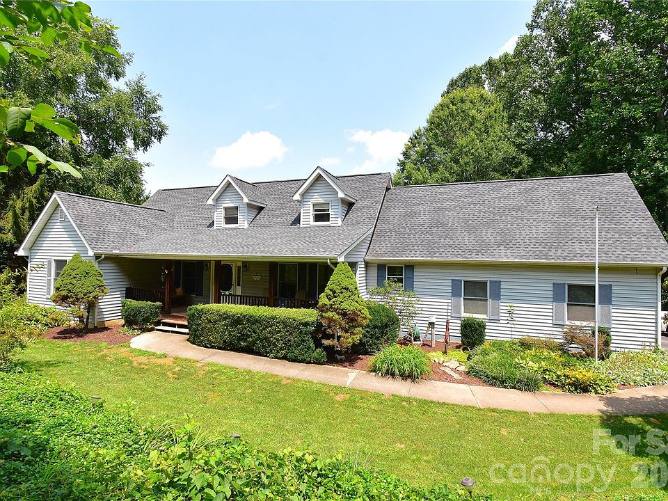 1st image of 36 Cardinal Ln