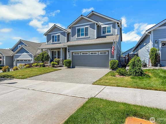 2nd image of 643 Natalee Jo Street SE