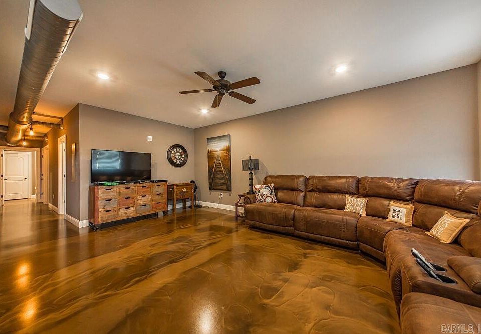 1st image of 7910 Edgemont Rd Suite 301