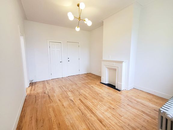 3rd image of 31-23 42nd St #4R