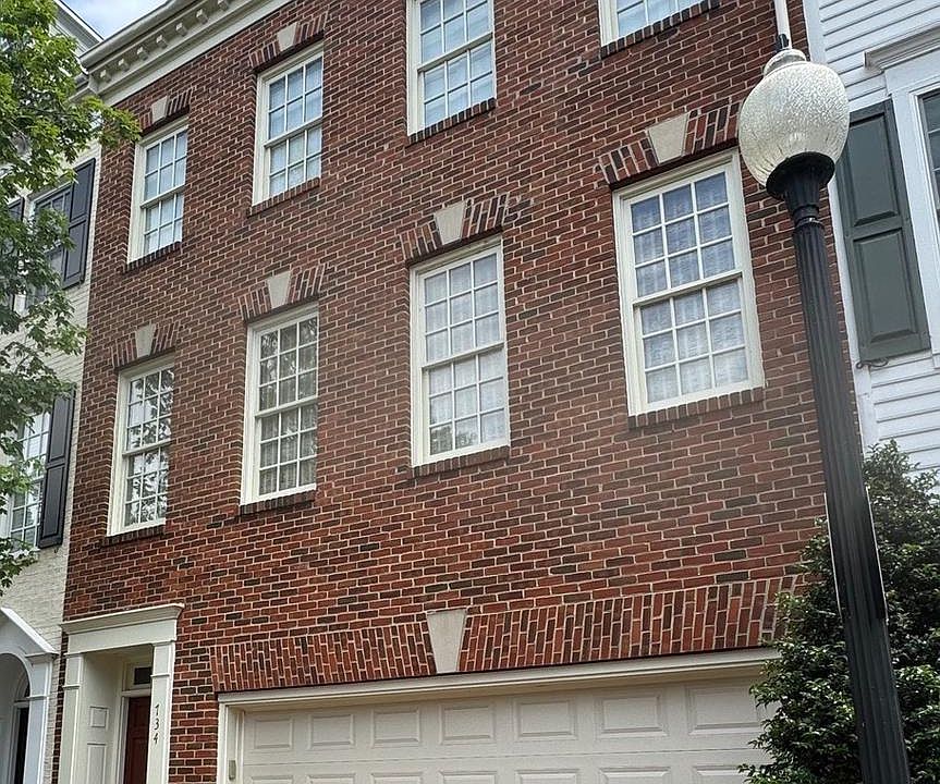 2nd image of 734 Fords Landing Way