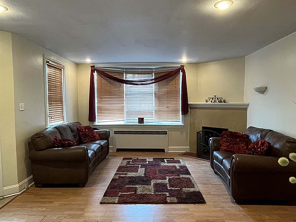 2nd image of 210 N Lynn Blvd