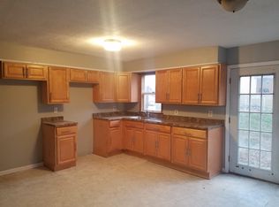 121 New Unionville Rd, Wallkill, NY 12589