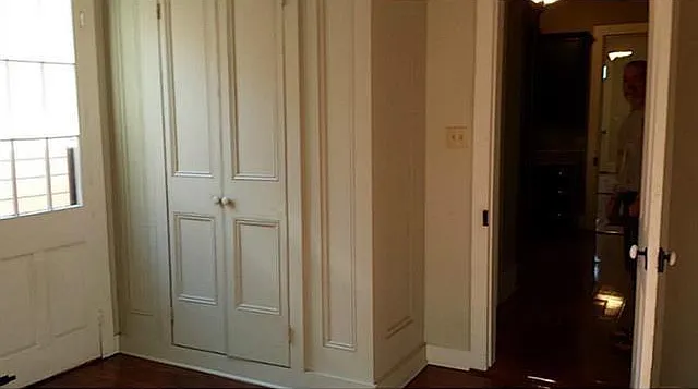 935 Louisa St — Photo 11