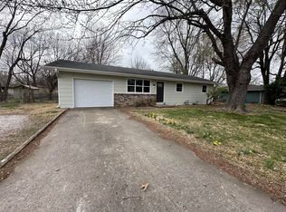 117 S Debbie Ave, Republic, MO 65738
