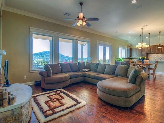 5th image of 8133 Beauregard Dr