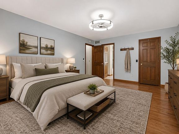 4th image of 3029 Coachlite Ave
